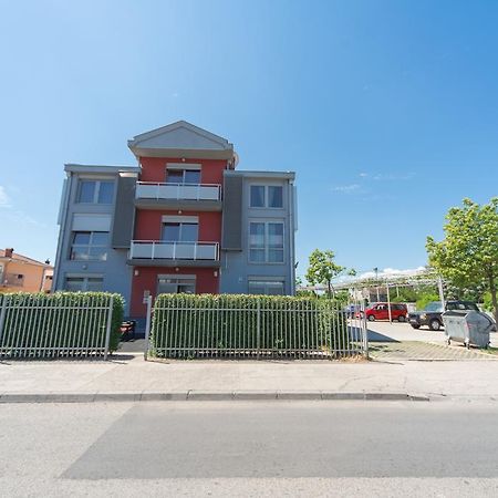 Hotel Piramida Podgorica Buitenkant foto
