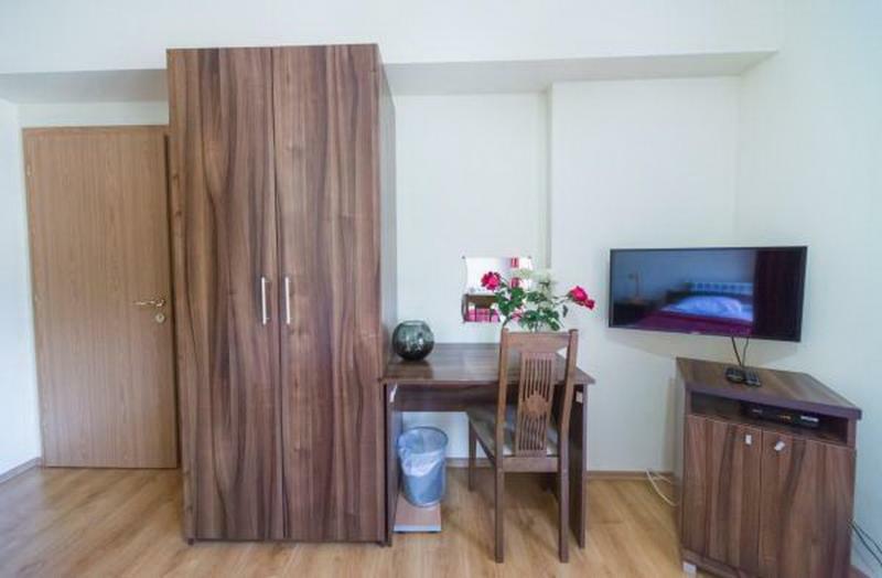 Hotel Piramida Podgorica Buitenkant foto